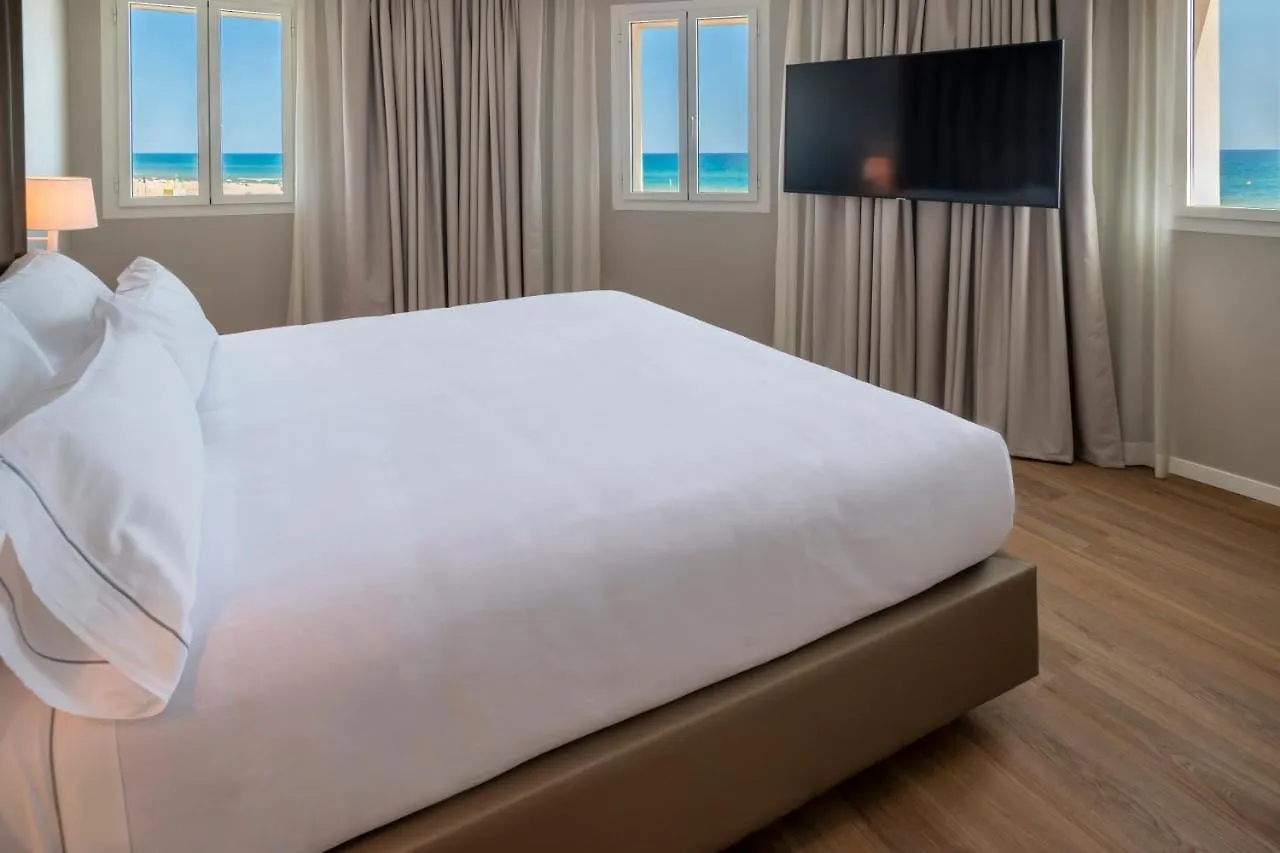 ****  Hotel Playafels Кастельдефельс Испания