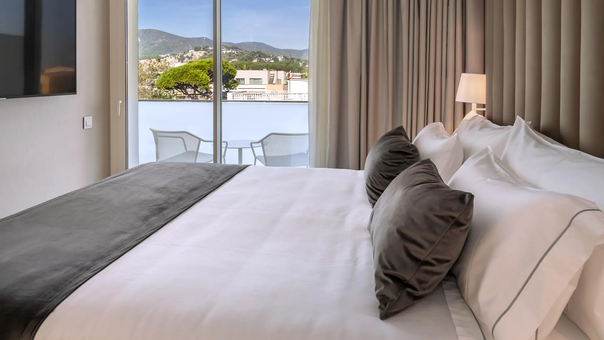 Hotel Playafels Кастельдефельс Испания