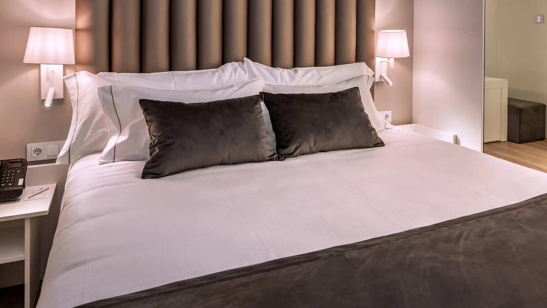 Hotel Playafels Кастельдефельс